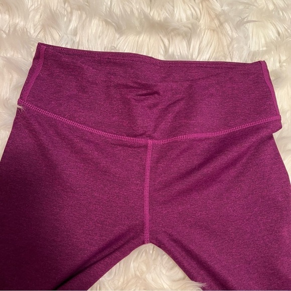 Fabletics Salar Printed PowerHold Legging Mulberry Stripe - Picture 7 of 11